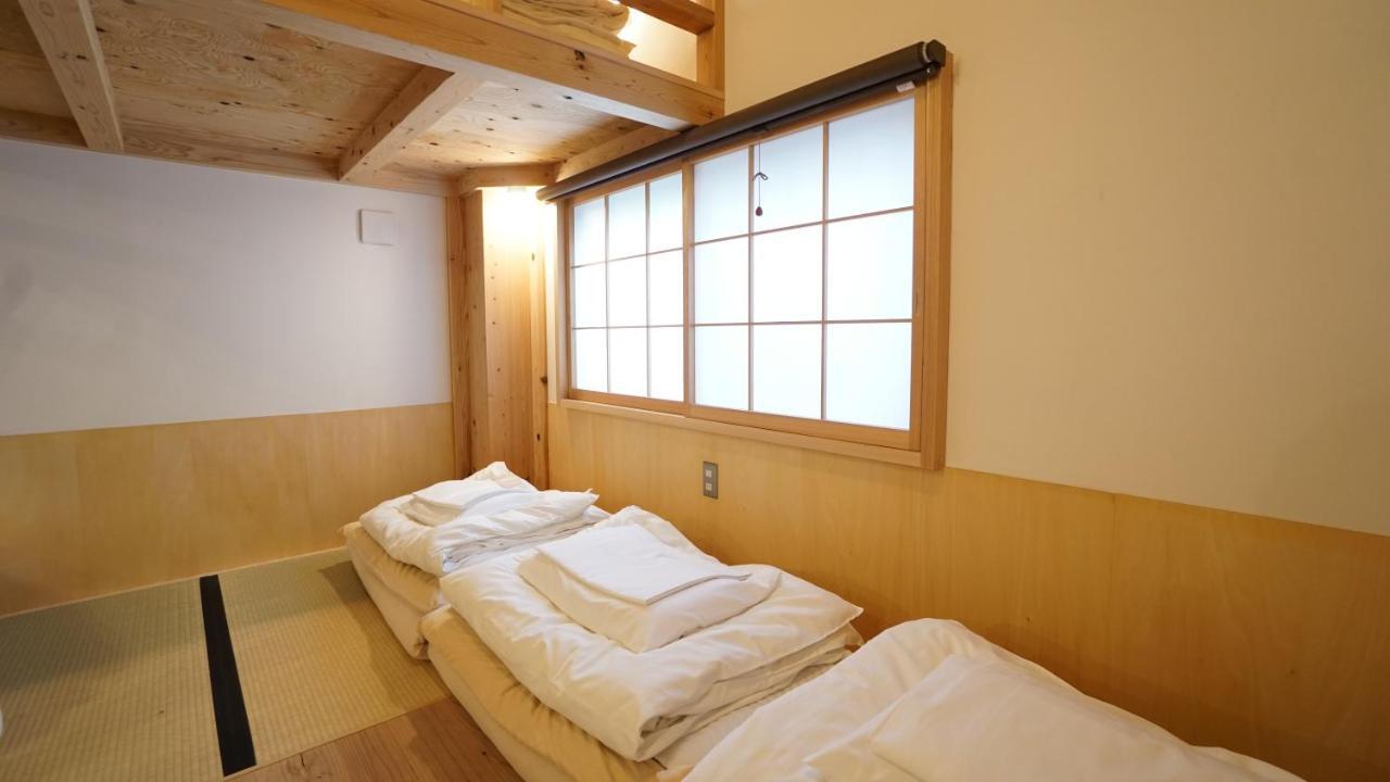 Poly Hostel 2 Namba Ōsaka Exterior foto